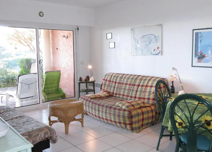 Appartamento 2 Pièces Avec Jardin, Garage Et Piscine à - Fr-1-780-45 Sainte-Maxime