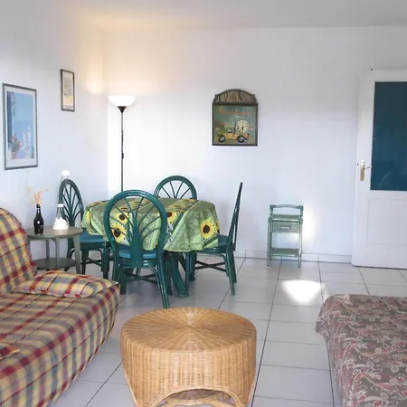 2 Pieces Avec Jardin, Garage Et Piscine A - Fr-1-780-45 Appartement