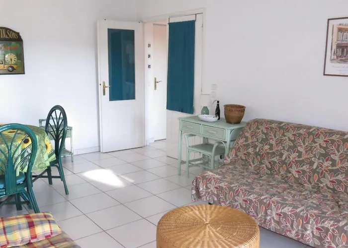 2 Pieces Avec Piscine Et Garage, Animaux Acceptes A - Fr-1-780-45 * Sainte-Maxime